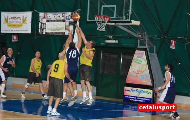 110108-Cmmare_PM 126y_tn.jpg